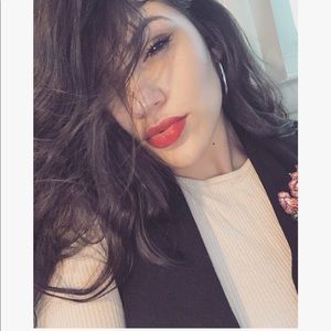 Meet your Posher, Kat